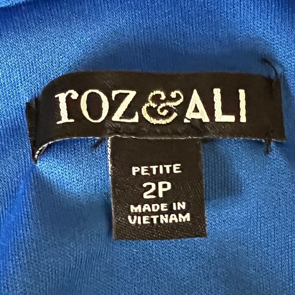 Beautiful! Like New Roz & Ali Royal Blue Off Shoulder Dress Size 2P - Picture 3 of 9